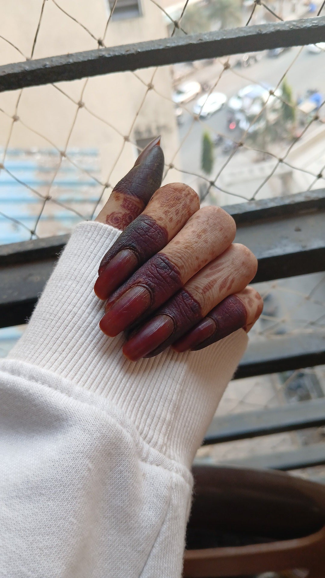 šæ Natural Nail Cone Liquid - Darkest Maroon